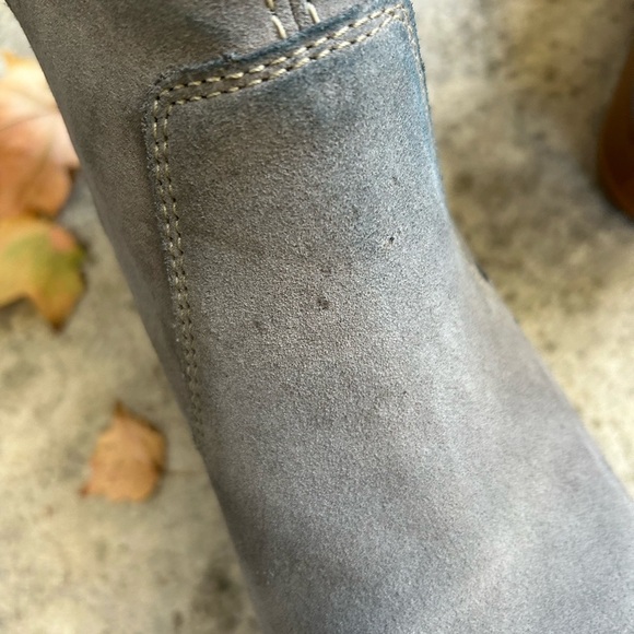 Sorel Grey Suede Evie ll Chelsea Boot, size 9.5 - Picture 7 of 9